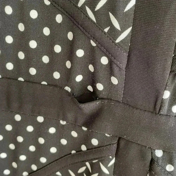 Just…Taylor Black and White Print A-Line Dress, Polka Dot Floral Dress, Size 2 - Picture 9 of 16
